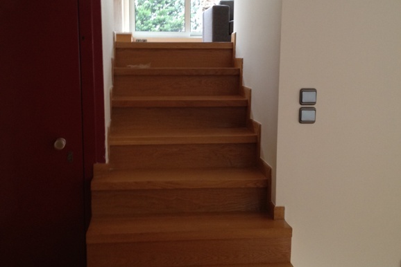stairs to playroom